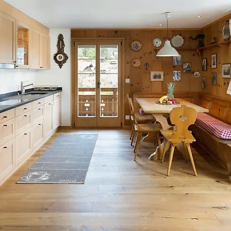 Kiwi Links - Griwa Rent Ag * 格林德瓦